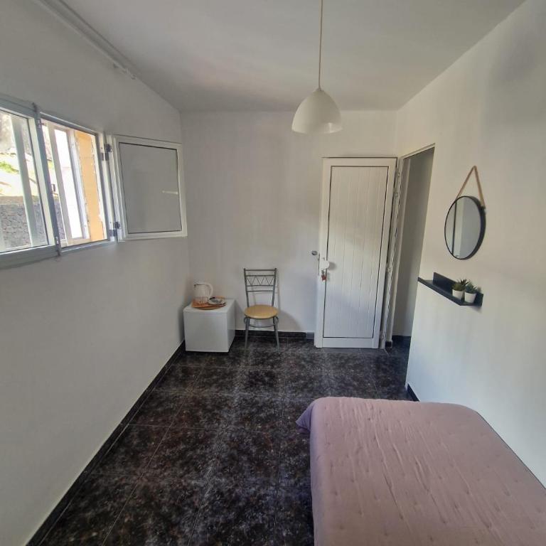 Hostal Maxorata - Einzelzimmer mit Gemeinschaftsbad - 3