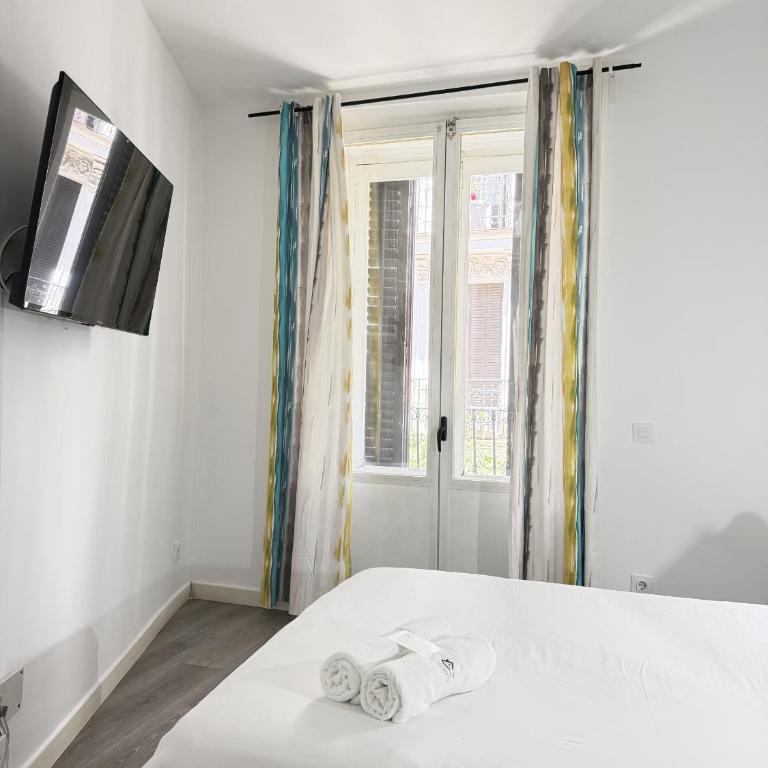 Apartamentos Day Madrid PLAZA DE ESPAÑA I - Appartement avec Balcon - 13