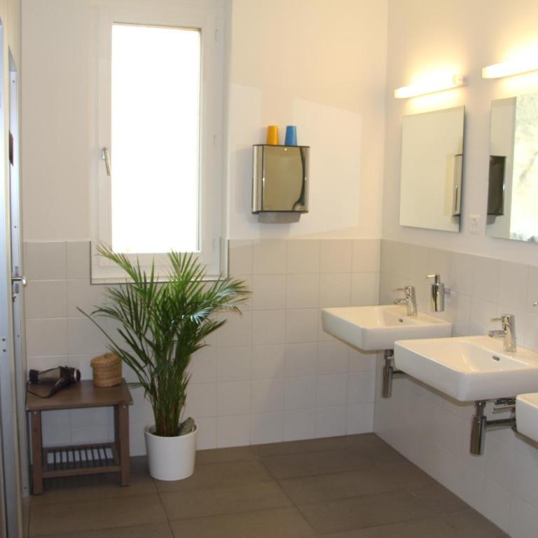 Ospizio La Veduta - Vierbettzimmer mit Gemeinschaftsbad - 3