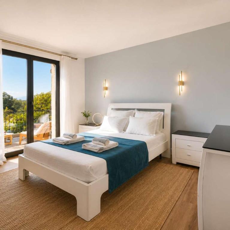 Luxury Getaway - Modern Villa with pool and AC - Villa - 27