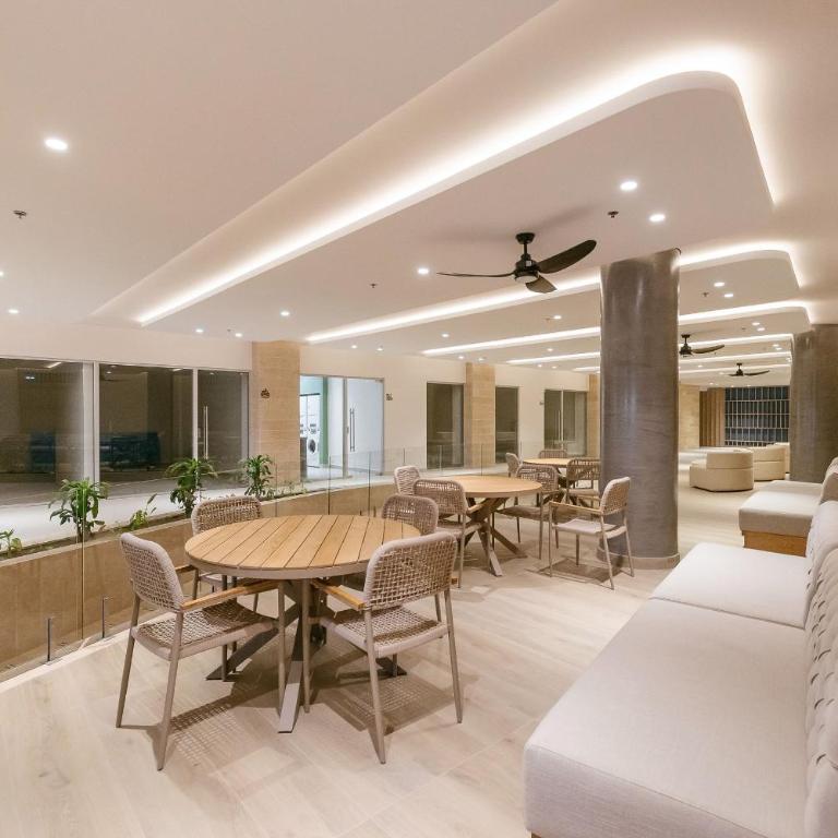 U-GO Terraz Santa Marta | Beach, Pool and Coworking - Apartment with Balcony - 50