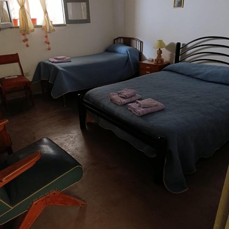 La Casa de Lalo - Three-Bedroom House - 11