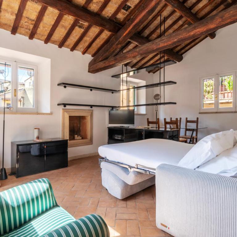Crociferi 15 - FromHometoRome - Appartamento con 1 Camera da Letto - 6