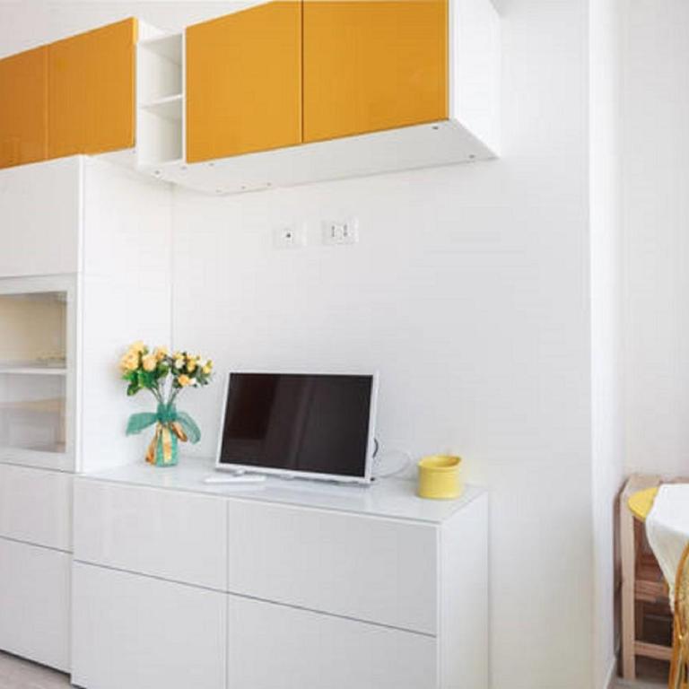 Riva Reno Apartments - Bologna Short Rental - One-Bedroom Apartment - 12