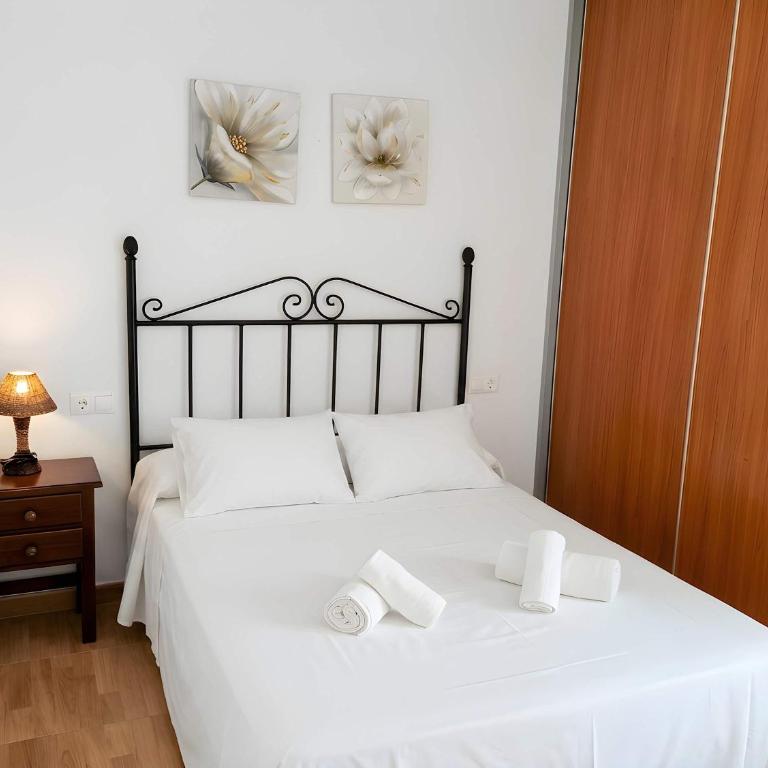Apartamento Tranquilo facil aparcamiento solo alquilamos a familias y parejas - Appartement - 10