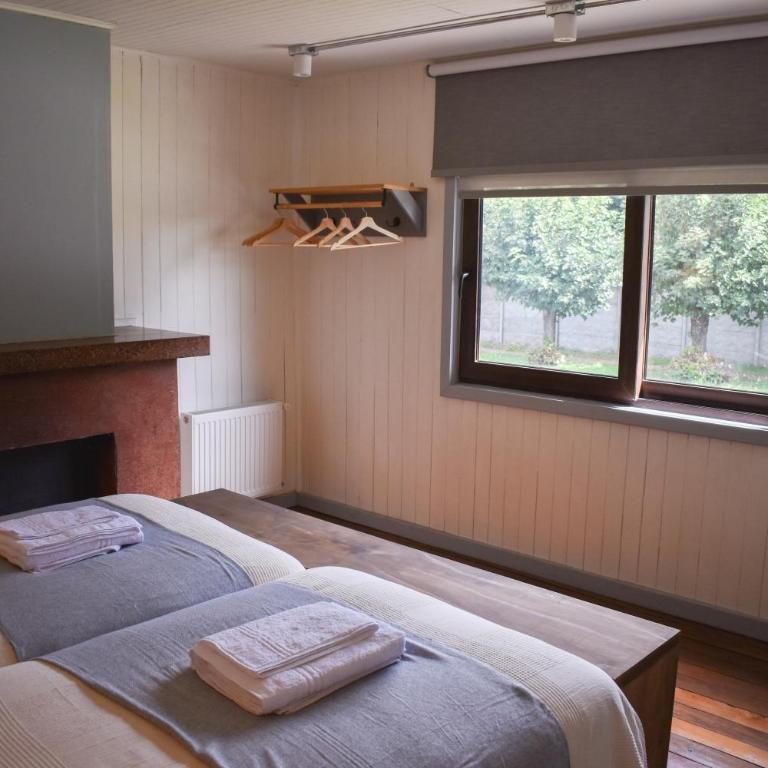 Casa Curacautin hostel - Twin Room with Shared Bathroom - 3