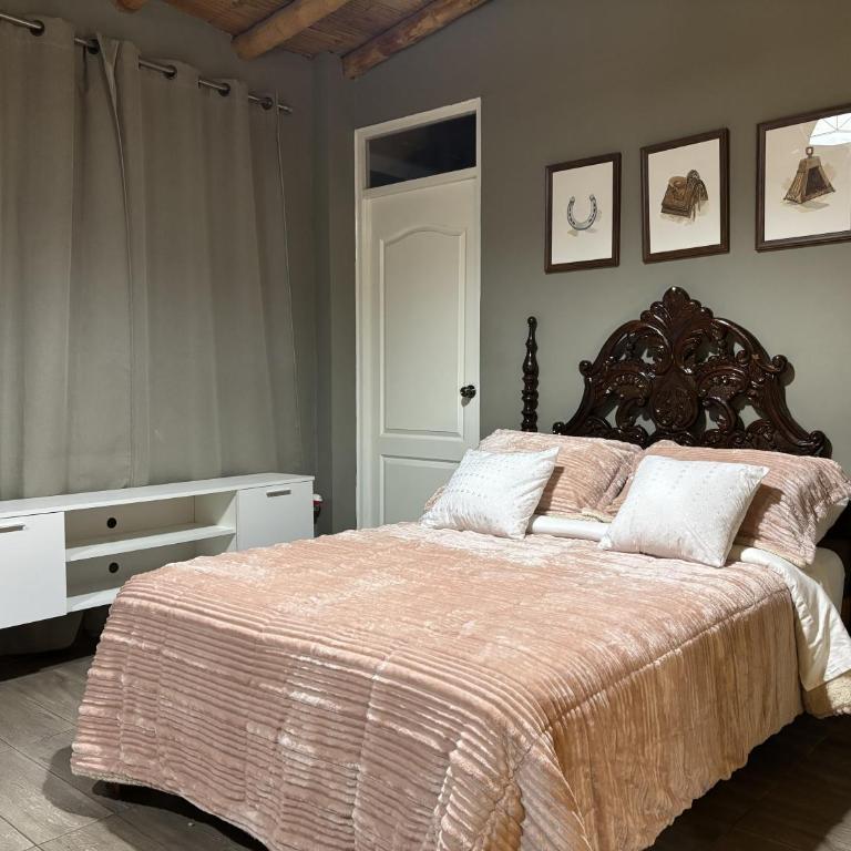 Serenity Lodge - Family Room - 3