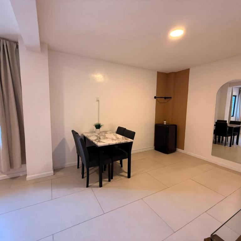 RA Suites - Vierbettzimmer - 3