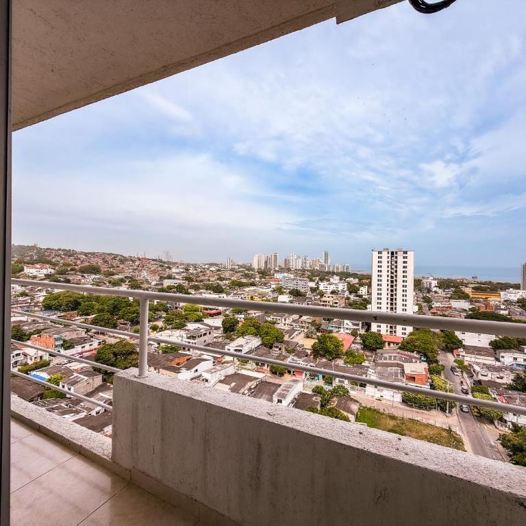 Edif, Balcon, 2 hab, Piscina, Rooftop, 5 min Aeropuerto - Two-Bedroom Apartment - 19