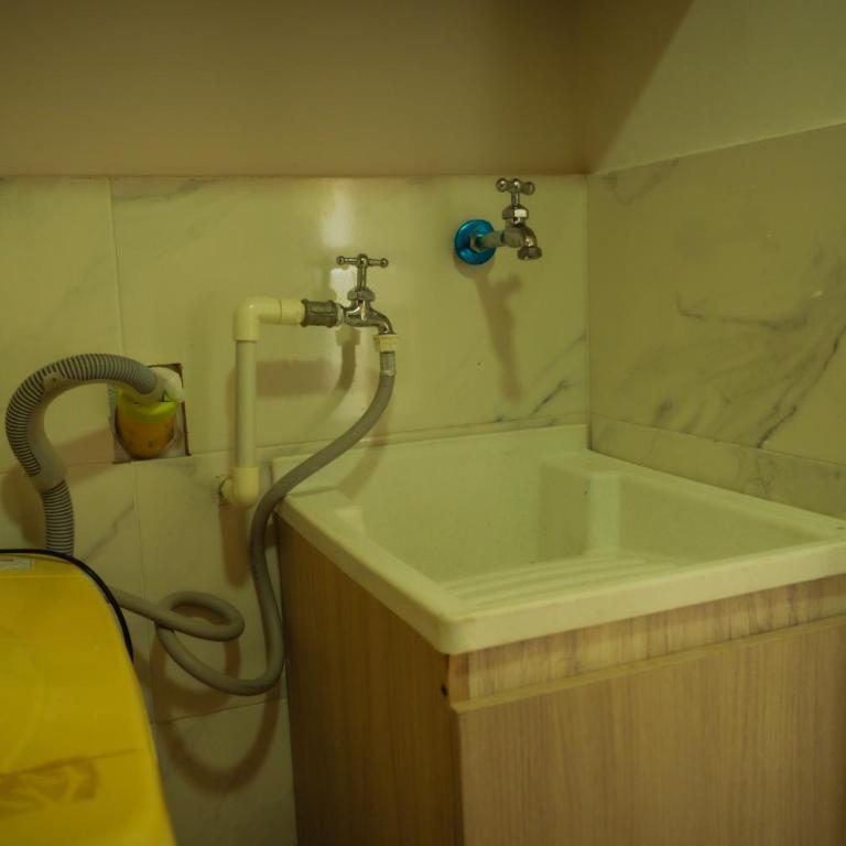 Edif, Balcon, 2 hab, Piscina, Rooftop, 5 min Aeropuerto - Two-Bedroom Apartment - 43