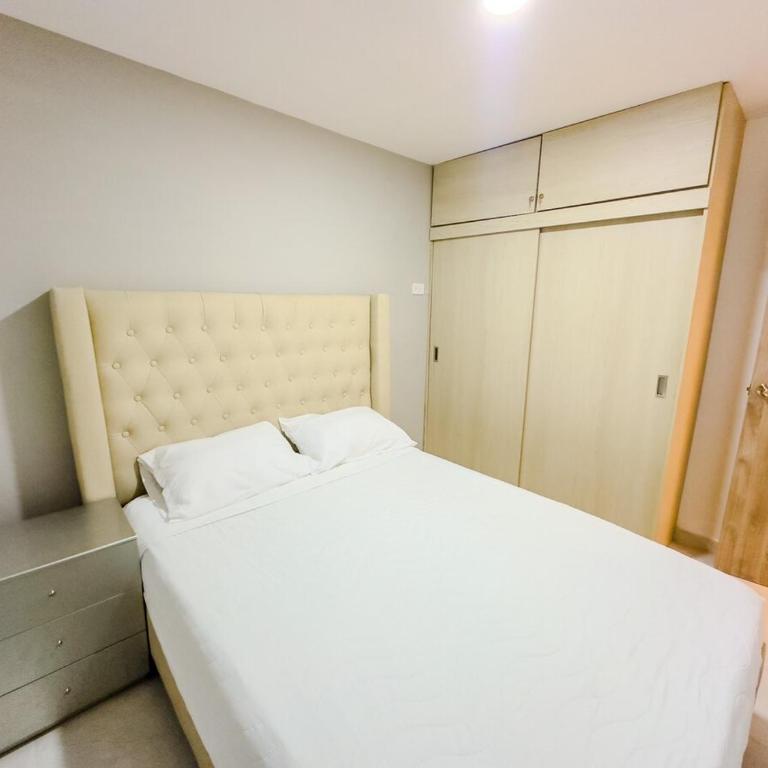 Apartamento cerca de la playa - Three-Bedroom Apartment - 6