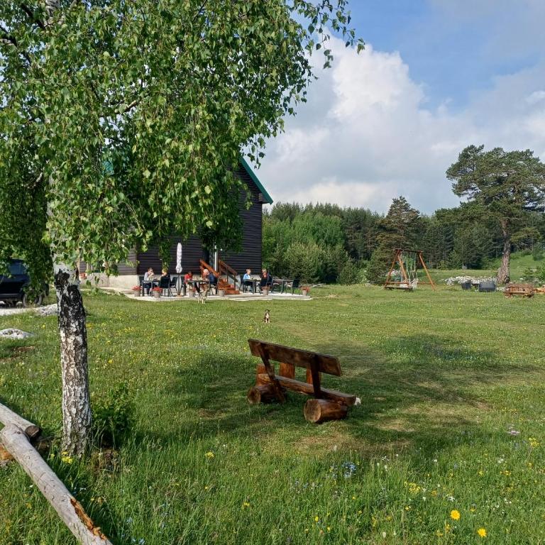Vila Danida - Doppelzimmer mit Patio - 5