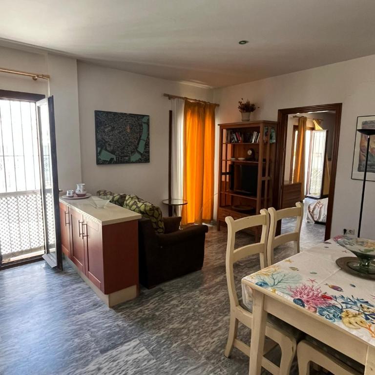Apartamento balcón privado centro - Two-Bedroom Apartment - 5