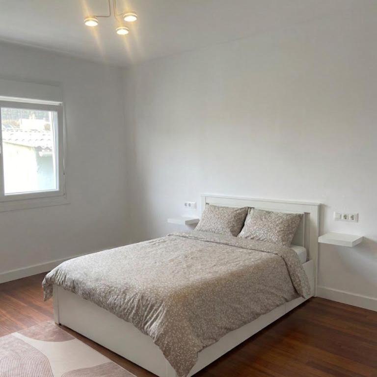 Casa Vichona - Three-Bedroom House - 11