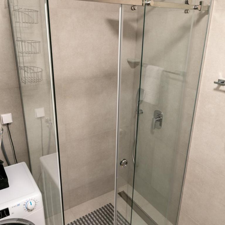 The Golden Sixth, Garden View Niš, Planet Residence Free Parking - Apartman sa 1 Spavaćom Sobom - 12