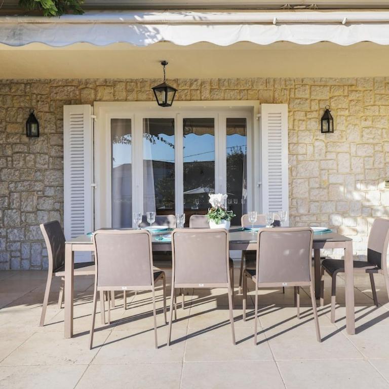 Villa avec vue mer dans un beau quartier - Casa de 4 dormitorios - 5