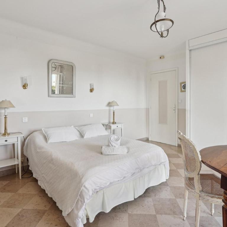 Villa avec vue mer dans un beau quartier - Casa de 4 dormitorios - 11