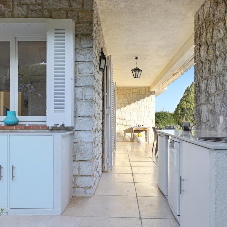 Villa avec vue mer dans un beau quartier - Casa de 4 dormitorios - 25