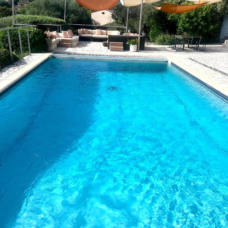 Stunning hilltop Opio villa exceptional views EV charging walk to Valbonne - Villa - 4