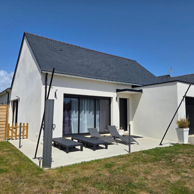 NOELIA Maison familiale 120m2 à 300m de la plage de bonne source - Ferienhaus mit 4 Zimmern - 1