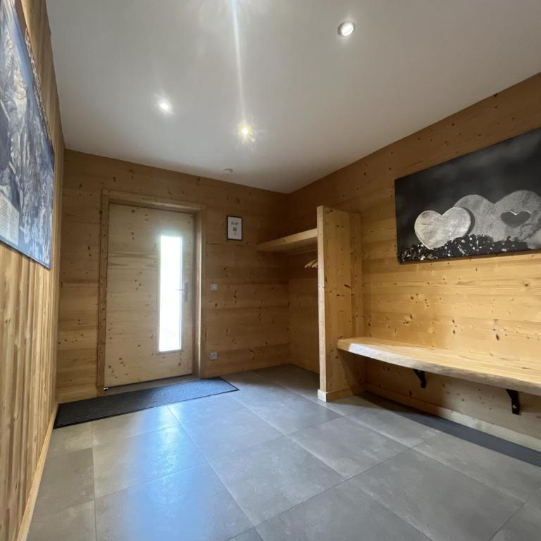 Chalet La Centauree - by Care Concierge - Chalet - 8