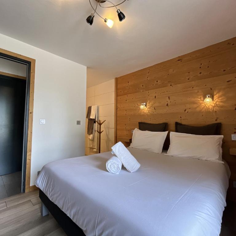 Chalet La Centauree - by Care Concierge - Chalet - 11
