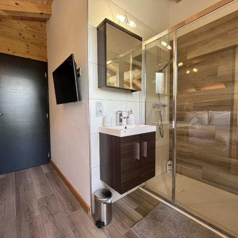 Chalet La Centauree - by Care Concierge - Chalet - 15
