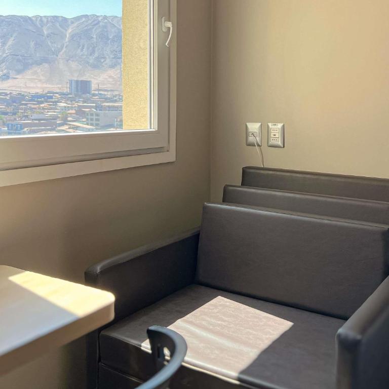 ibis Iquique - Standard Double Room with Extra Bed - 8