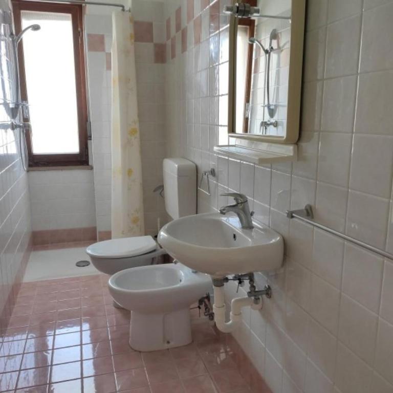 Spacious and central stay with sea views - Apartment - 5