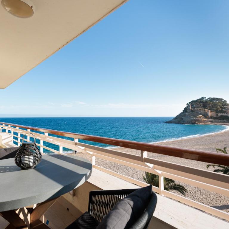 Lets Holidays INCREDIBLE APARTMENT WITH AMAZING VIEWS - Apartment mit 3 Schlafzimmern und Meerblick - 2