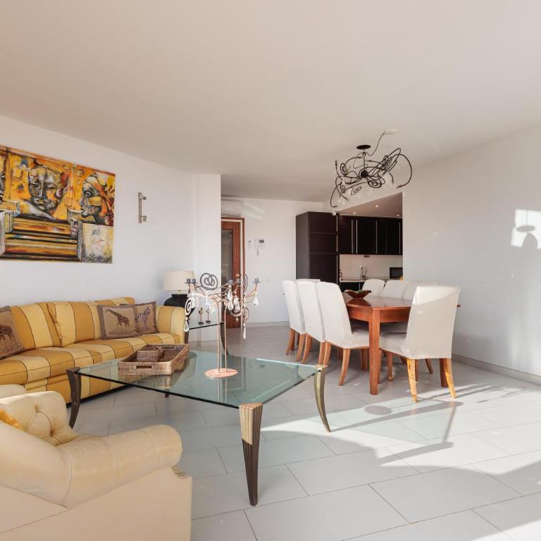 Lets Holidays INCREDIBLE APARTMENT WITH AMAZING VIEWS - Apartment mit 3 Schlafzimmern und Meerblick - 8