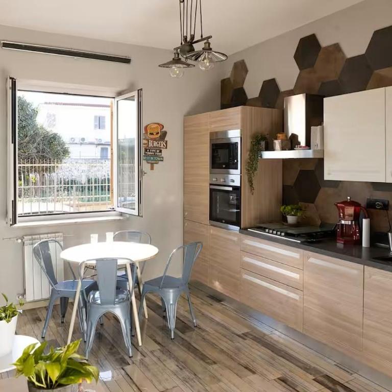 Napoli Airport Sweet Home - Three-Bedroom Apartment - 7