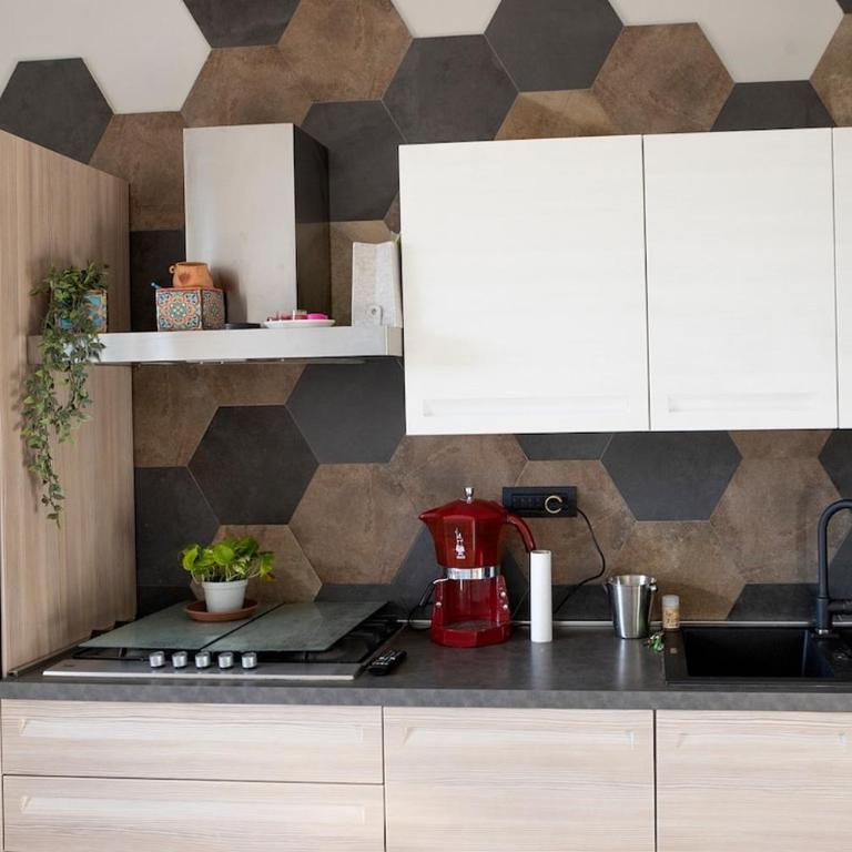 Napoli Airport Sweet Home - Three-Bedroom Apartment - 18