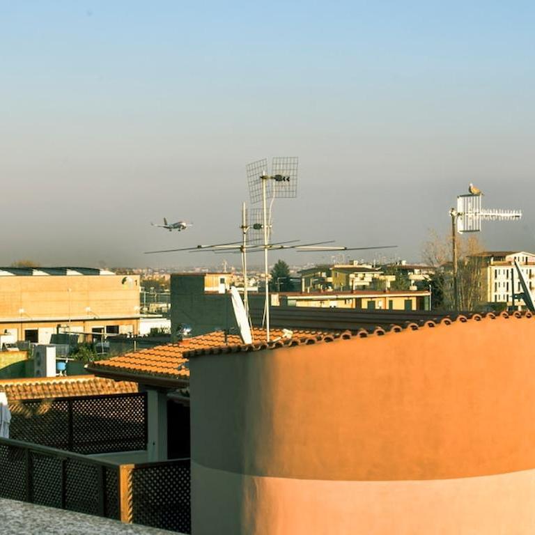 Napoli Airport Sweet Home - Three-Bedroom Apartment - 30