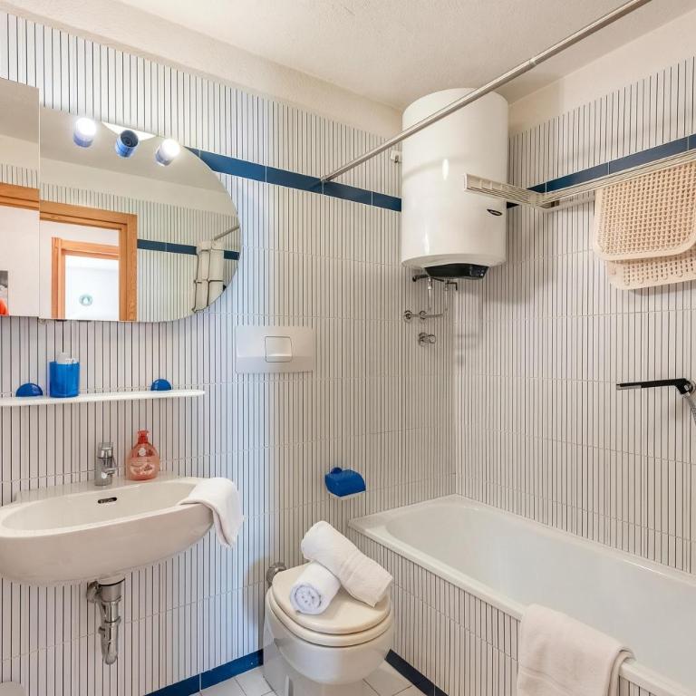 Family Apartment Steps From Ski Lifts - Happy Rentals - Appartamento con Vista Montagna - 8