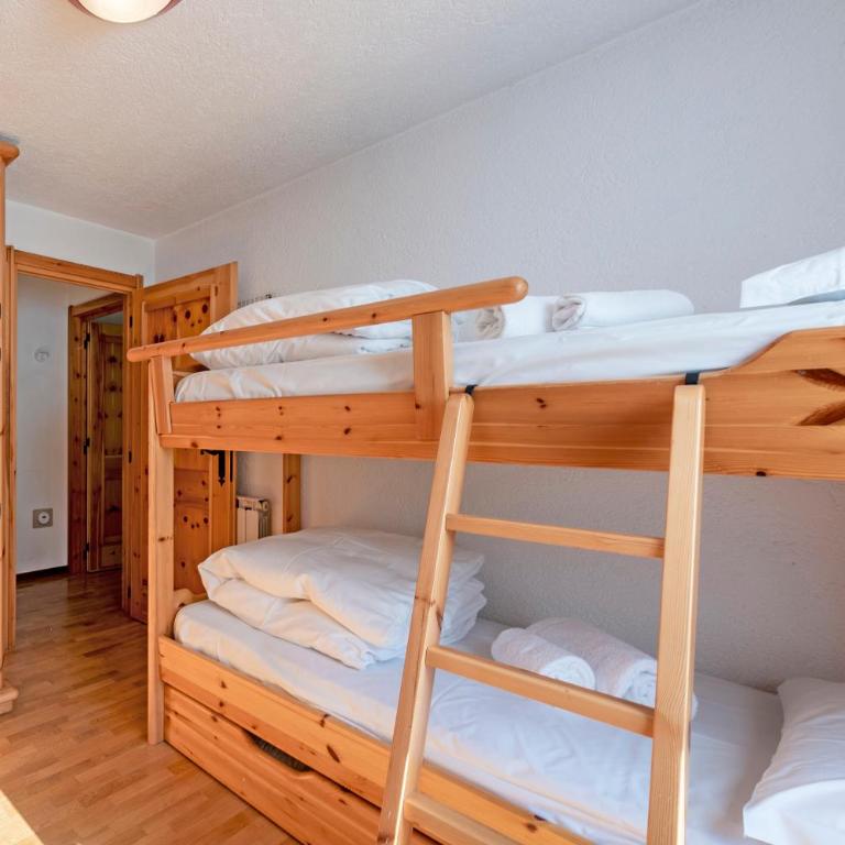 Family Apartment Steps From Ski Lifts - Happy Rentals - Appartamento con Vista Montagna - 21