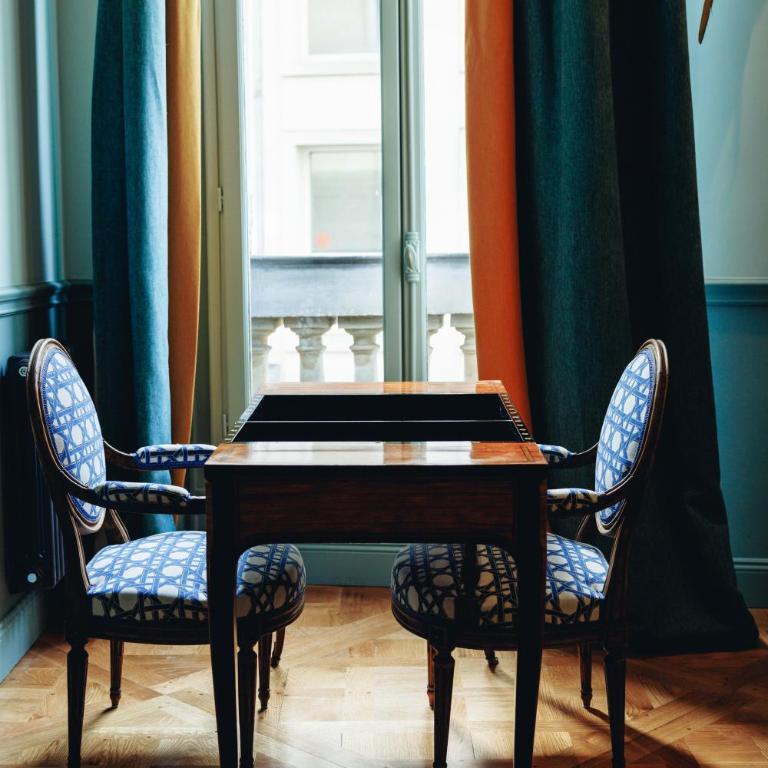 La Suite du Paon - Heart of Paris with AC - Two-Bedroom Apartment - 49