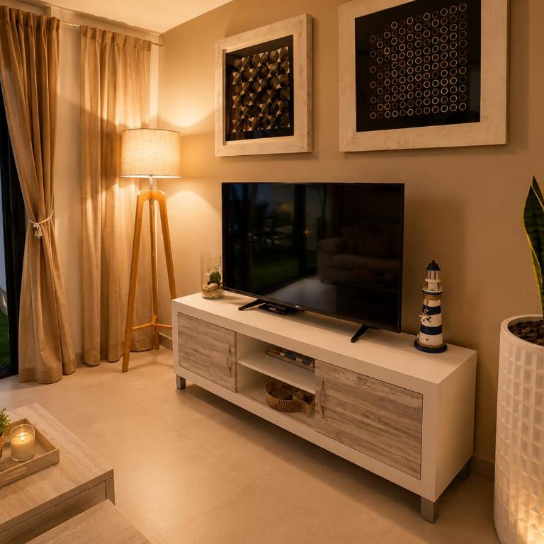 Luxury Penthouse with private Rooftop Terrace, Pool, Punta Prima, Torrevieja - Apartment mit 2 Schlafzimmern - 20