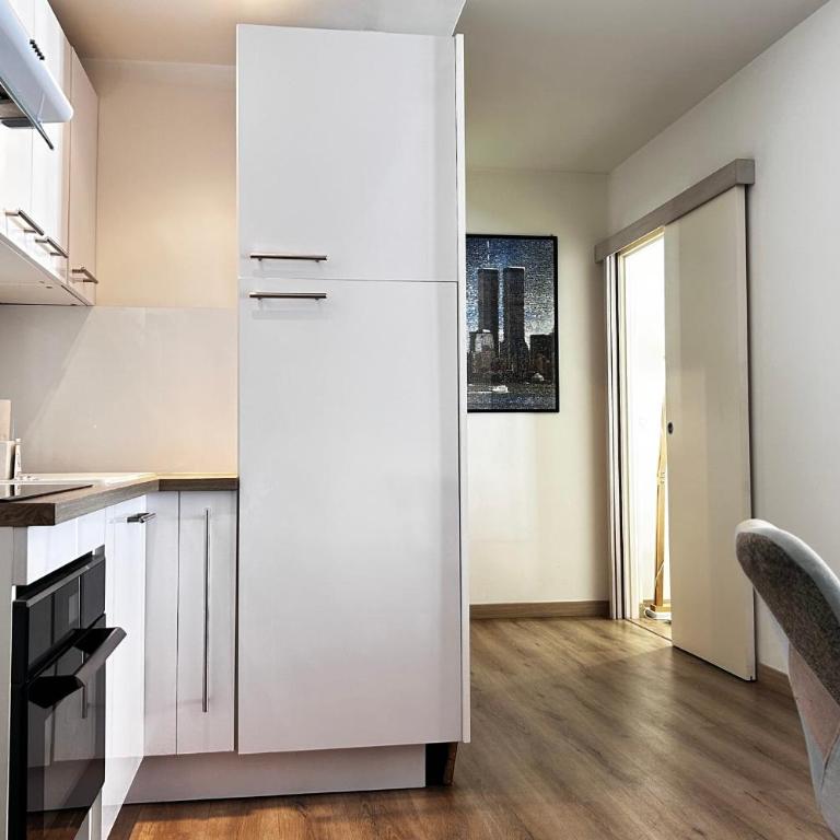 2-pièces avec balcon au cœur de la rue Hoche - Appartement avec Balcon - 5
