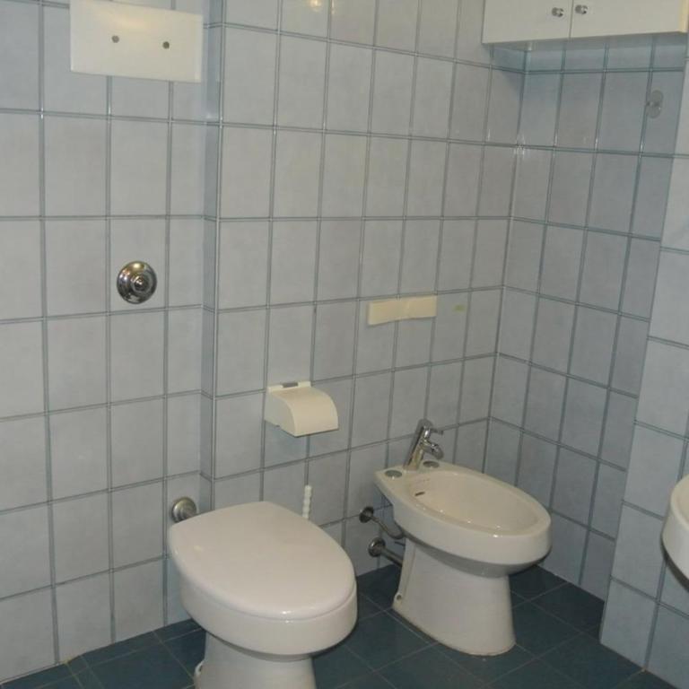Cozy flat with pool just 50m from the beach - Apartment - 6
