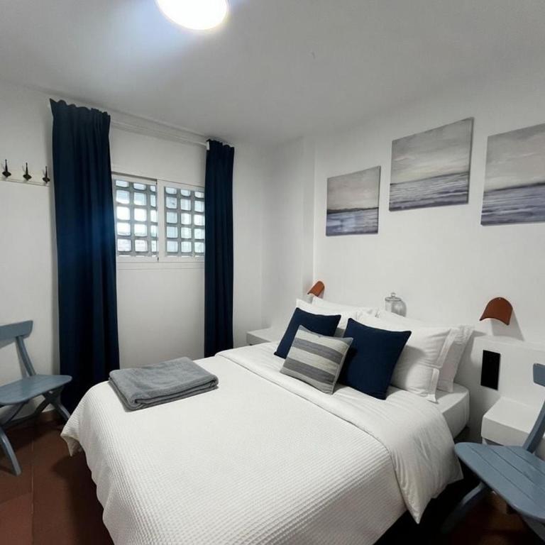 Ground floor with pool Roses Santa Margarita - One-Bedroom Apartment - 6