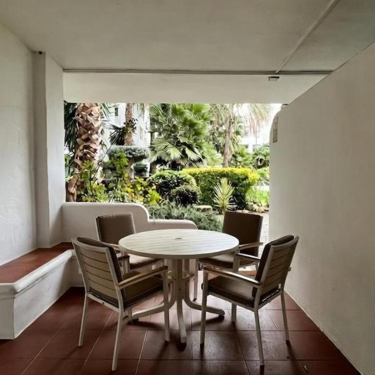 Ground floor with pool Roses Santa Margarita - One-Bedroom Apartment - 27