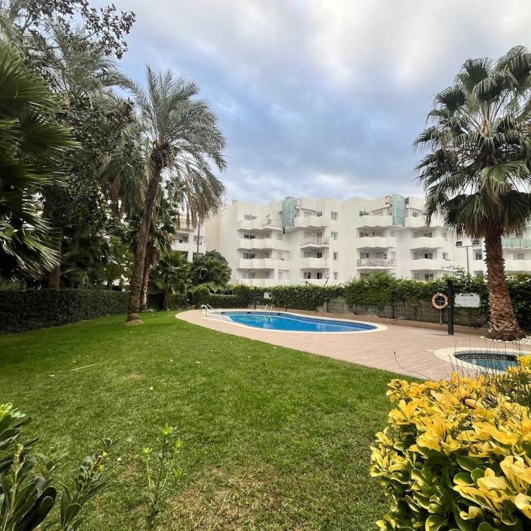 Ground floor with pool Roses Santa Margarita - One-Bedroom Apartment - 32