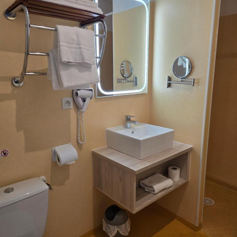La Vigie Vacances - Appartement 1 Chambre avec Vue sur le Patio - 4