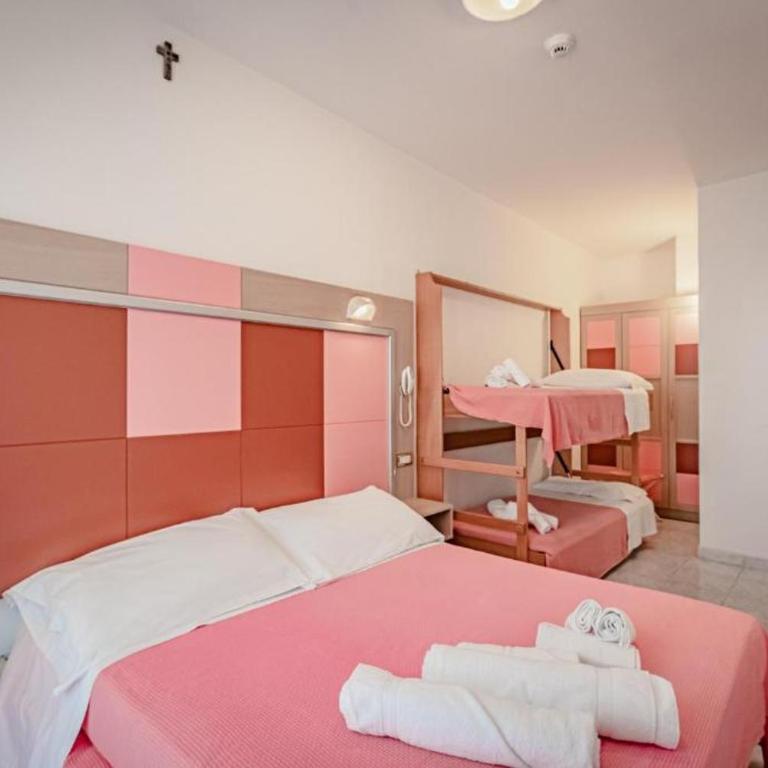 Hotel Tre Rose New 2026 - Quadruple Room - 2