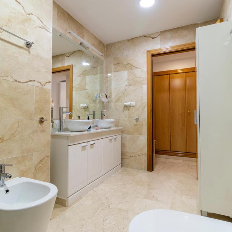 Guadalmina Golf Garden & Primera linea de Golf Marbella - Two-Bedroom Apartment - 16