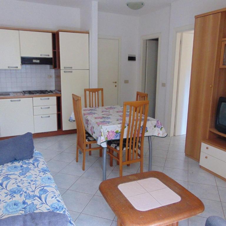 Cozy apartment 150m from the sea - Apartment - 1