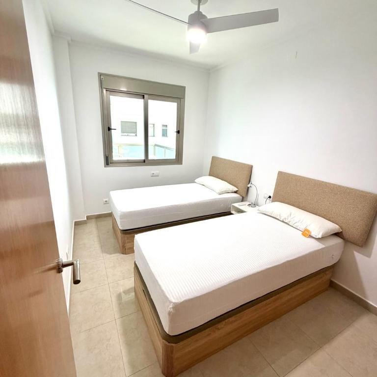 Euromarina Lateral by Alina365 - Two-Bedroom Apartment - 8