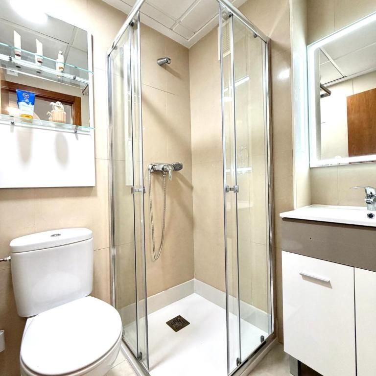 Euromarina Lateral by Alina365 - Two-Bedroom Apartment - 32