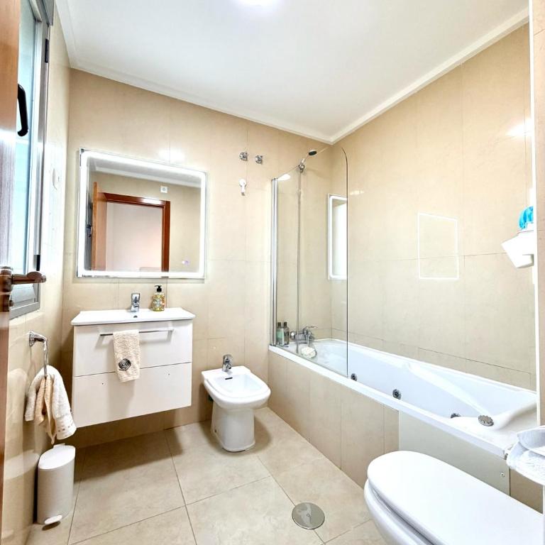 Euromarina Lateral by Alina365 - Two-Bedroom Apartment - 40